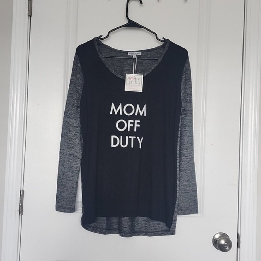 Moment of truth by Mary square Mom Off Duty top size small